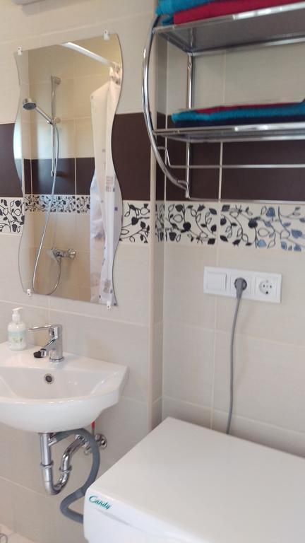Gyoengy Apartman Keszthely Exterior photo